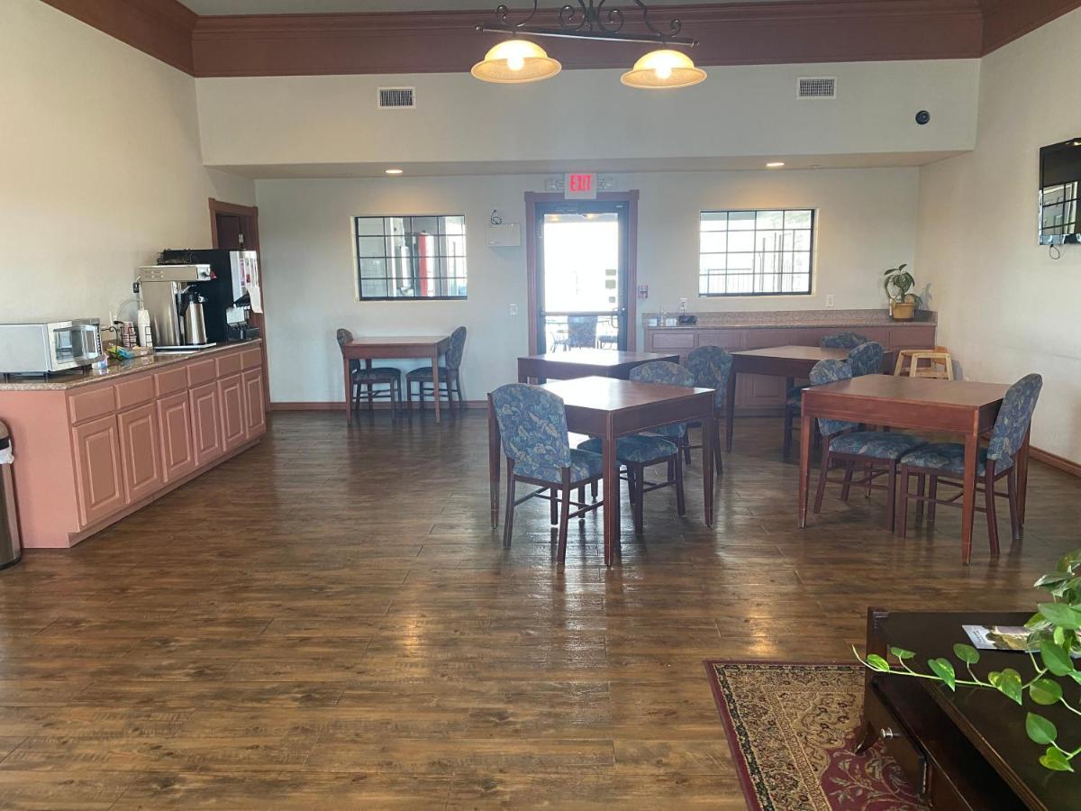 Southern Inns And Suites Now Offering Rv Spaces For Rent Yorktown Buitenkant foto