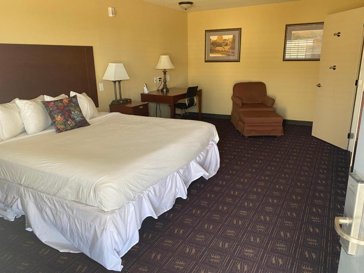 Southern Inns And Suites Now Offering Rv Spaces For Rent Yorktown Buitenkant foto