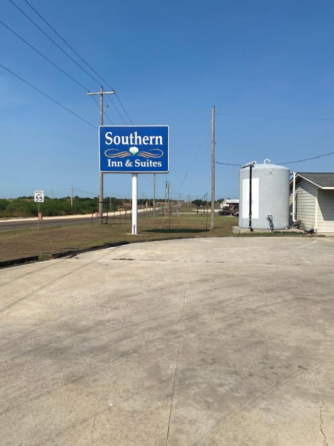 Southern Inns And Suites Now Offering Rv Spaces For Rent Yorktown Buitenkant foto