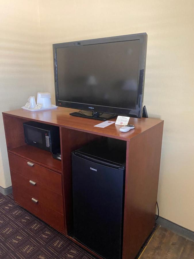 Southern Inns And Suites Now Offering Rv Spaces For Rent Yorktown Buitenkant foto