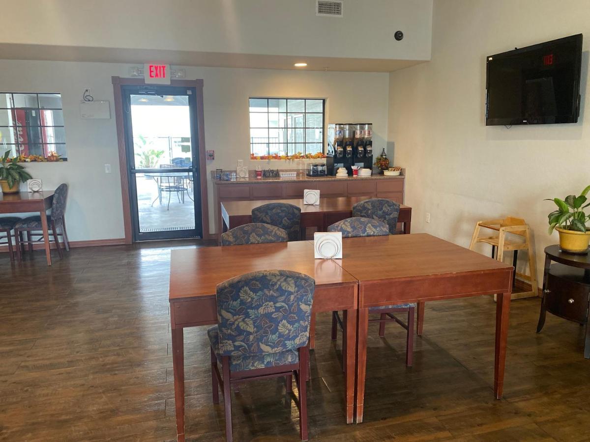 Southern Inns And Suites Now Offering Rv Spaces For Rent Yorktown Buitenkant foto
